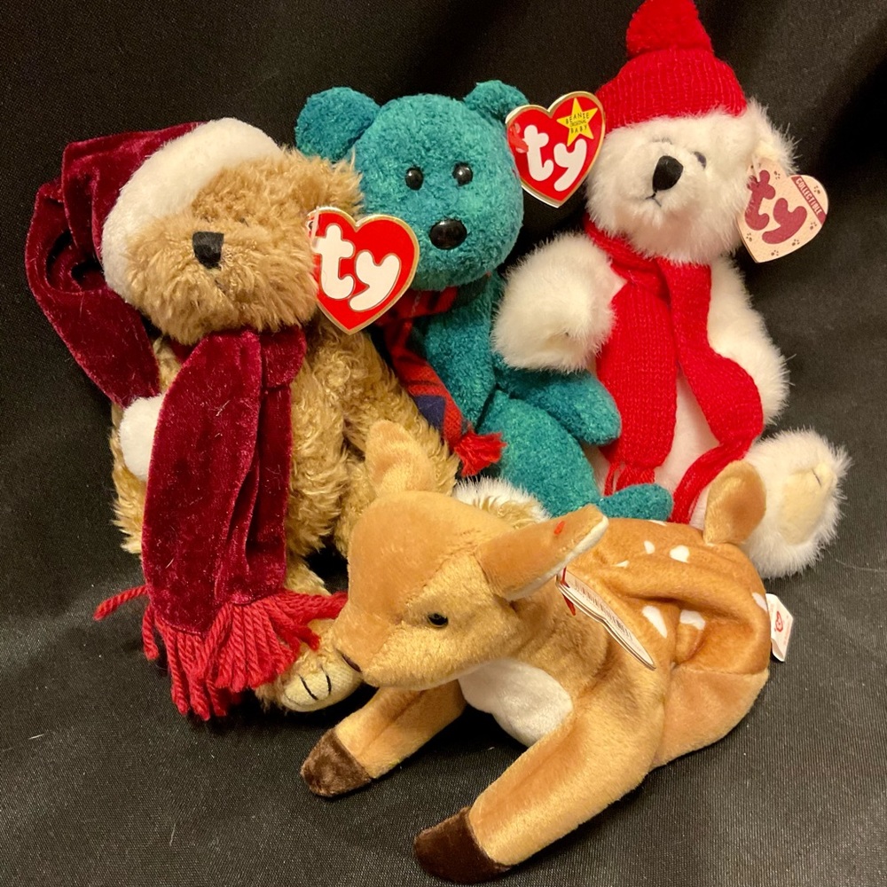 Ty holiday bears & deer.
